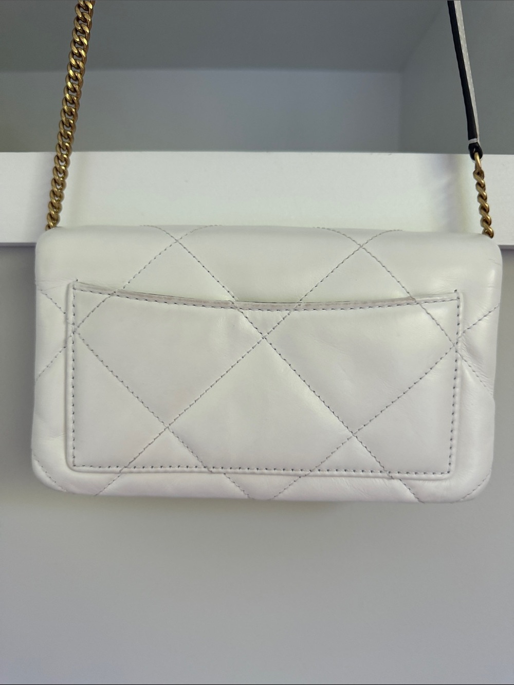 Tory Burch Kira Diamond Quilt Crossbody in color Blanc - Picture 4 of 14